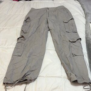 Women’s Gray Cargo Pants